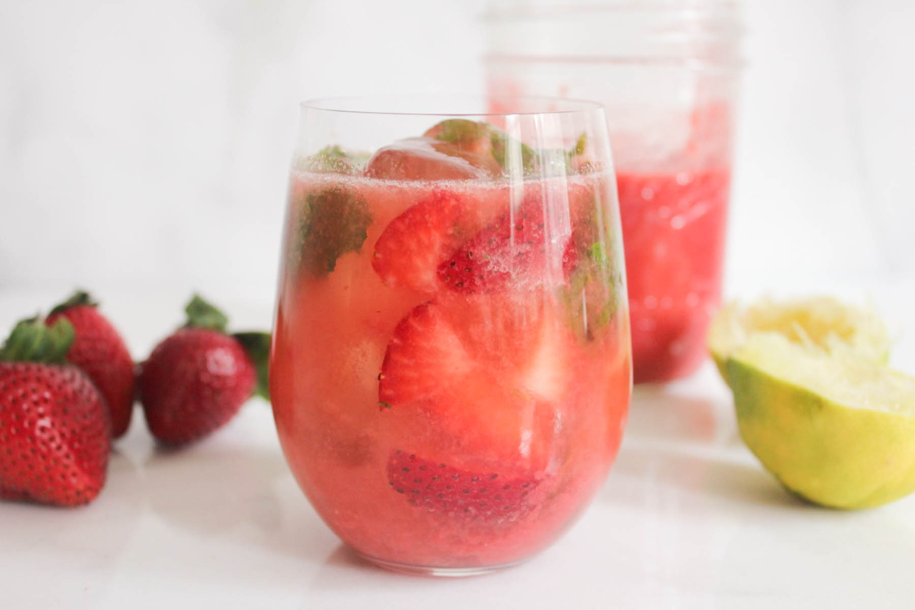 Un verre de mojito à la fraise